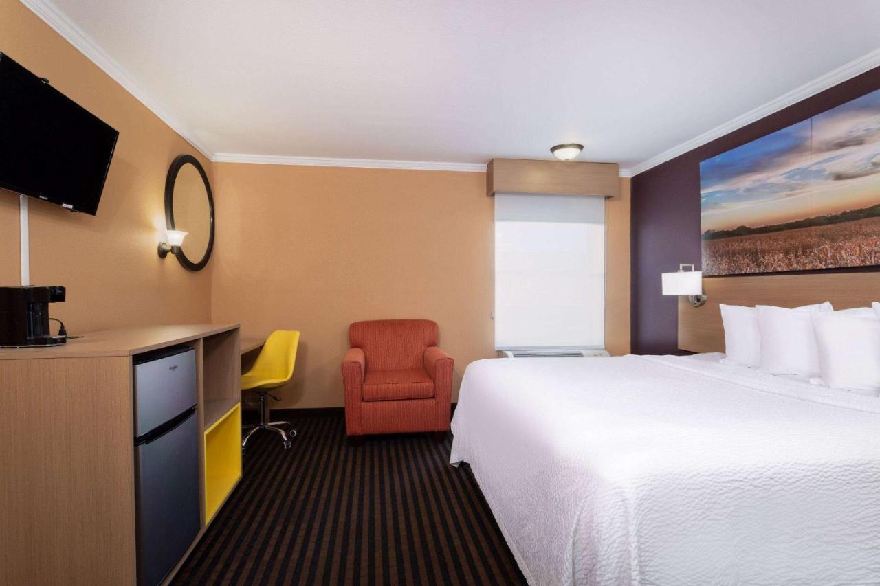 Days Inn By Wyndham Anderson In Dış mekan fotoğraf